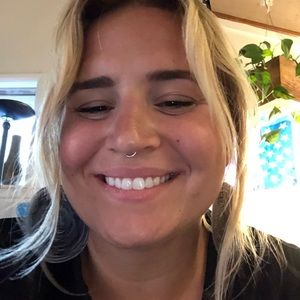 Meet your Posher, Sophia